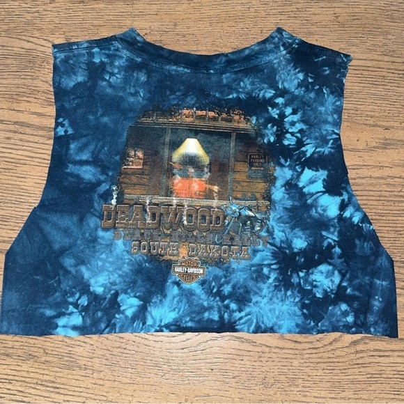 Vintage 2006 Harley-Davidson Sturgis Rally Cropped Tie-Dye Tank Top Deadwood SD - Picture 6 of 6